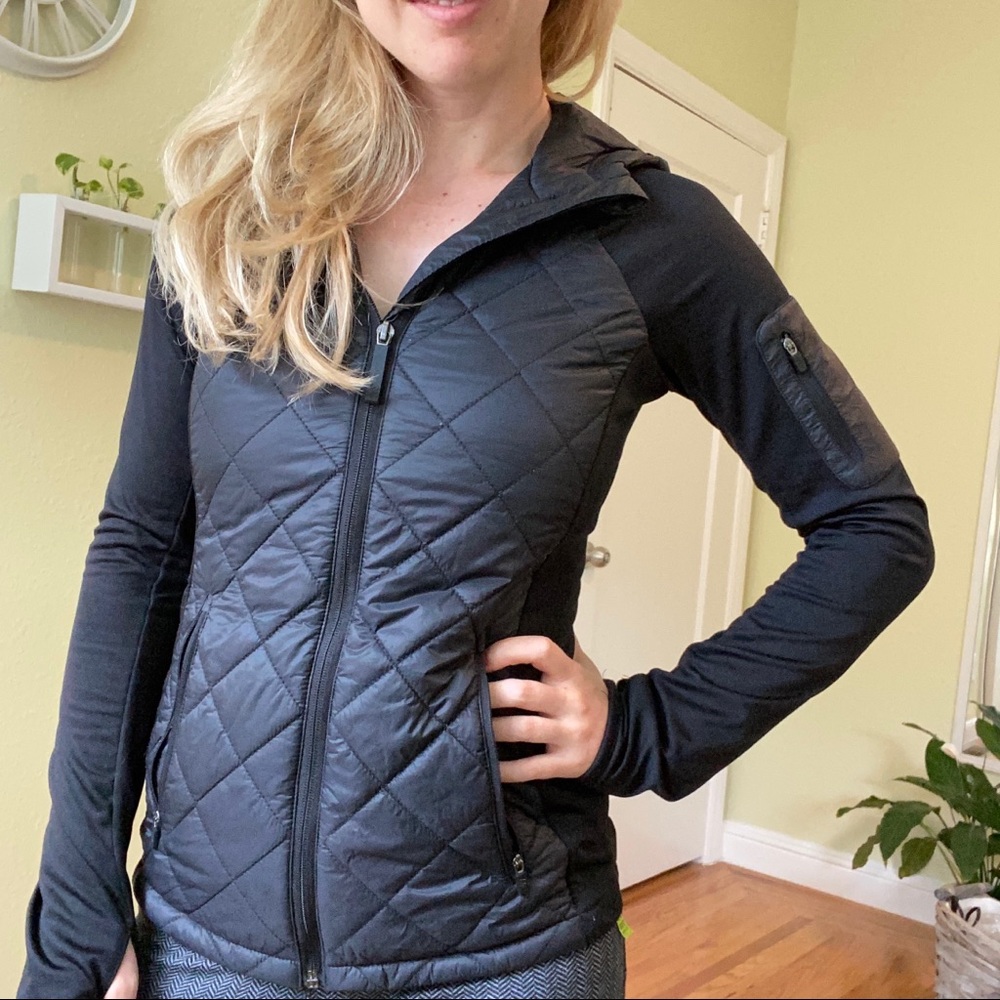 Steve Madden Quick Dry Hooded Athletic Jacket